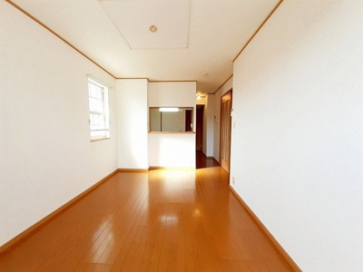 【居間・リビング】 | サンリット童子丸 | 使いやすいリビングです