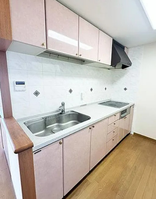 【中古マンション】サニーコート鶴ヶ島のキッチン|システムキッチンです