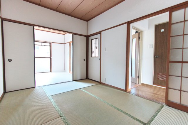 シャンテーヌの和室