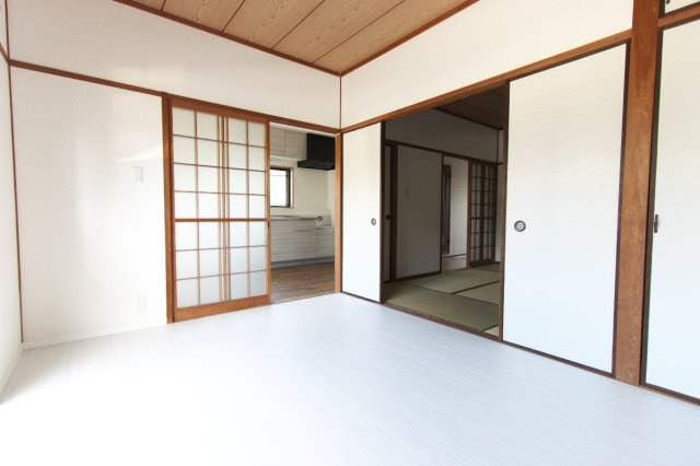 シャンテーヌの内装|ベランダ側6洋