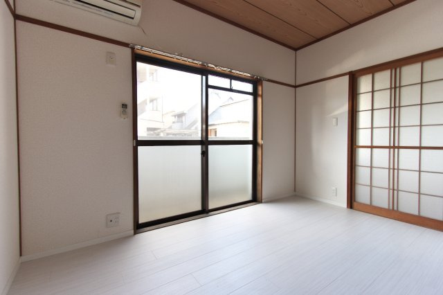 シャンテーヌの内装|ベランダ側6洋