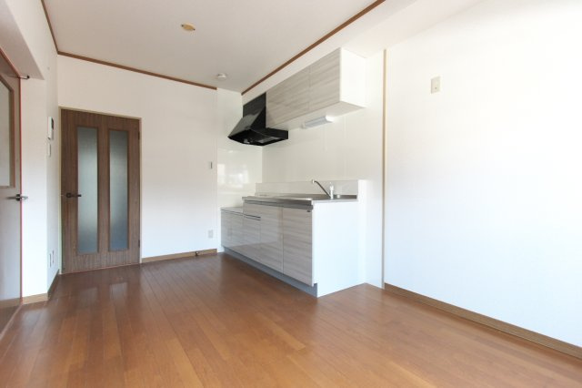 シャンテーヌの居間・リビング