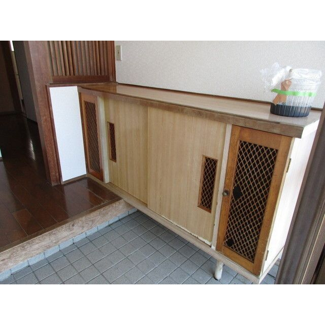 北野町富田貸家の収納