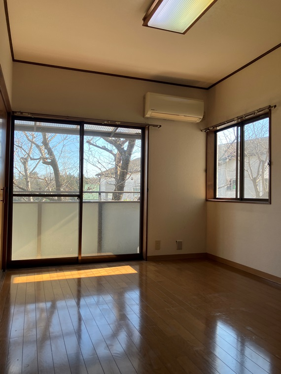 王禅寺東戸建の内装