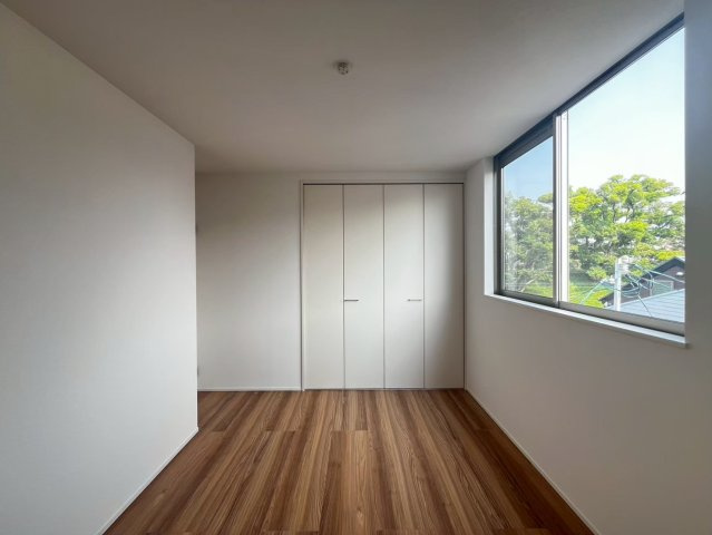 【ヴィレッタの杜】小松南町一丁目Ｂの洋室|個人の部屋や寝室として使える洋室です