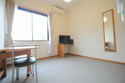 【居間・リビング】 | レオパレス加子町 | 設備・仕様は号室により異なる為、現況を優先致します。