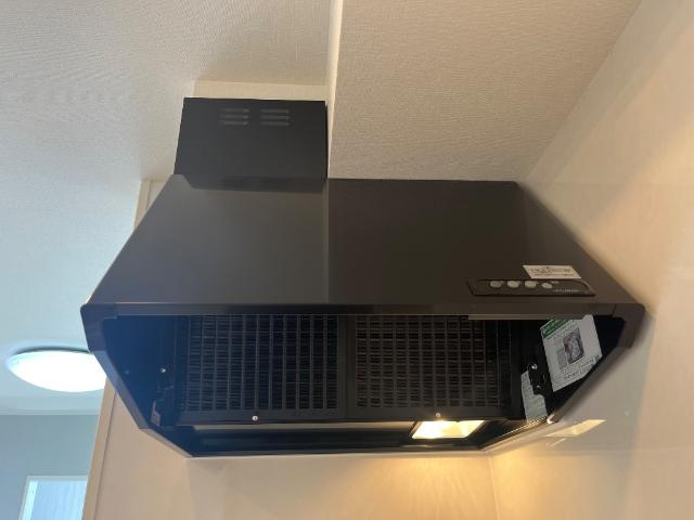 富山市掛尾町新築アパートのキッチン|換気扇（イメージ）