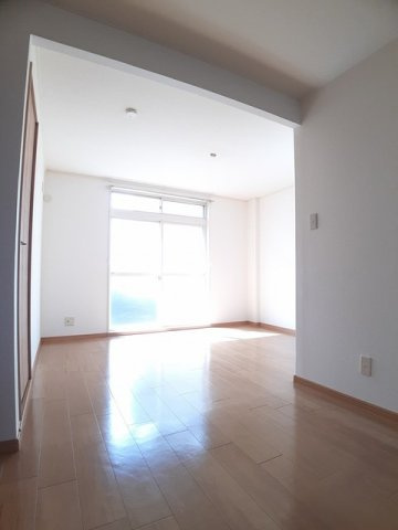 ＭハイツⅠの居間・リビング