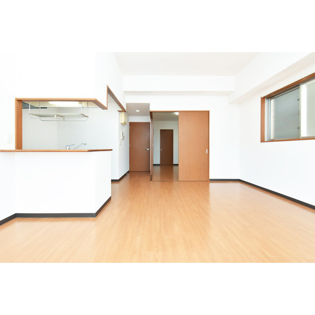 Gramercy Shirakawa Koen