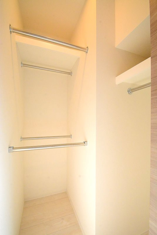 ステージファースト上野松が谷アジールコートの収納