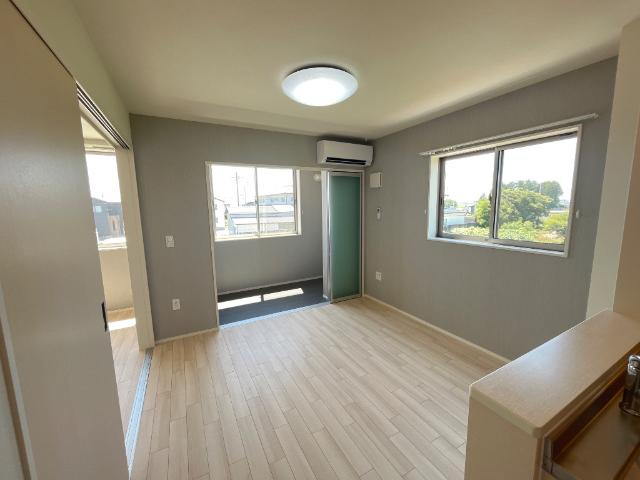 富山市掛尾町新築アパートの居間・リビング|リビング（イメージ）