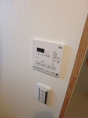 浴室乾燥の操作はコチラでできます♪