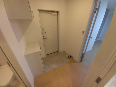 【玄関】 | サイアミーズ春日町