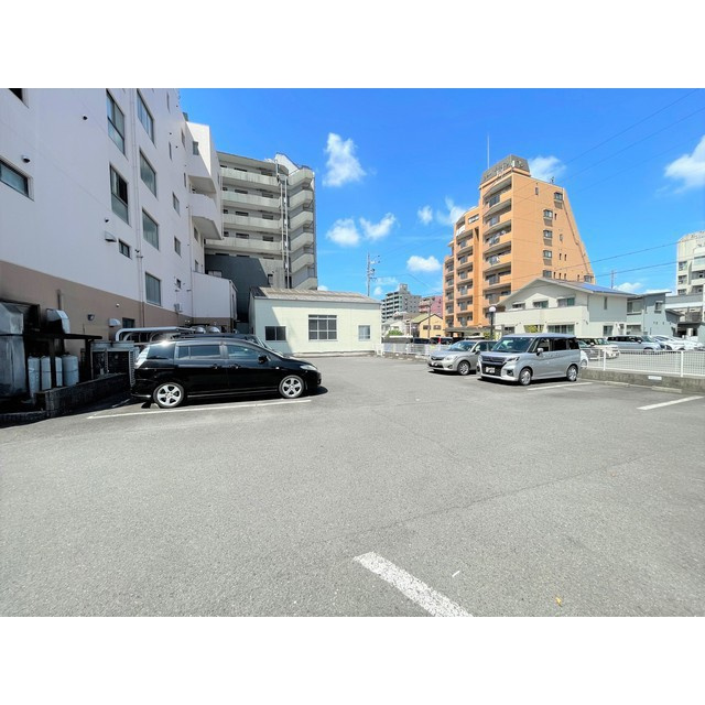 ＡＶＡＮＴＩ公園通りの駐車場