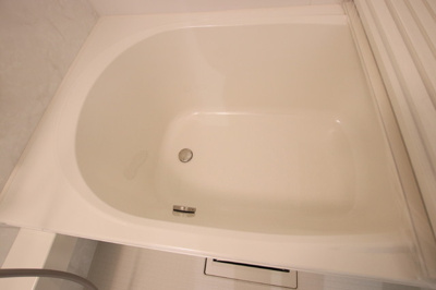※風呂ふたは設備ではありません