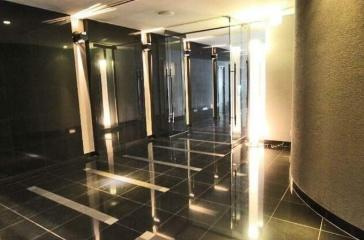 【エントランス】 | コンフォリア北参道