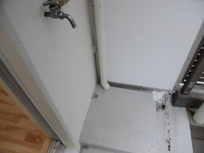 【設備】 | ブライトコート壱番館 | 室外洗濯機置き場