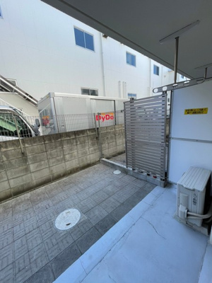 【バルコニー】 | ブライトコート壱番館 | 写真は同タイプの別のお部屋のものです。