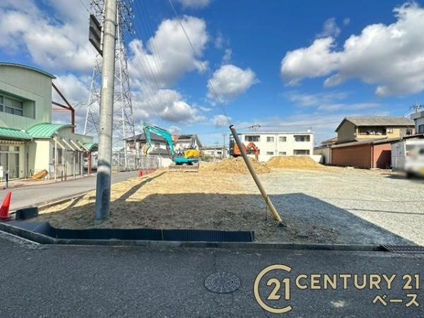 北葛城郡上牧町滝川台１丁目の売地の外観|■現地撮影写真■建築条件なし土地！理想の住まいづくりが叶う落ち着いた街並みの分譲地！お気軽にお問い合わせください！