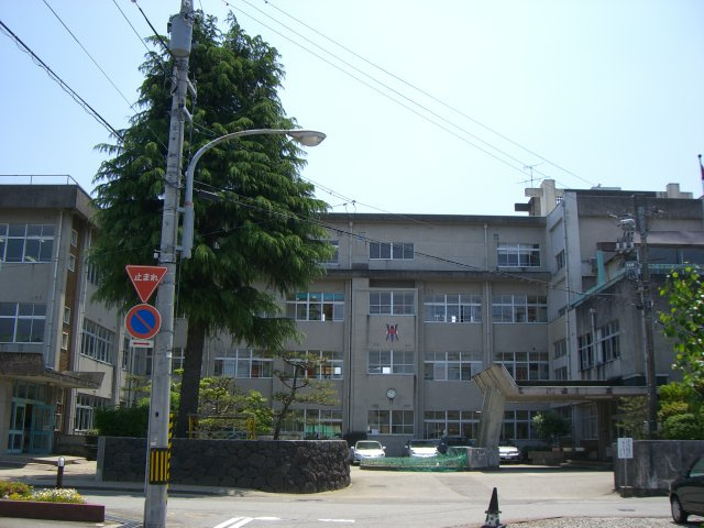 富山市掛尾町新築アパートの周辺|富山市立堀川小学校まで1,867ｍ