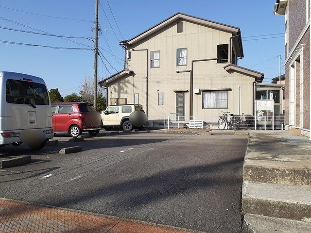 サニーパティオⅡの駐車場|駐車場があります