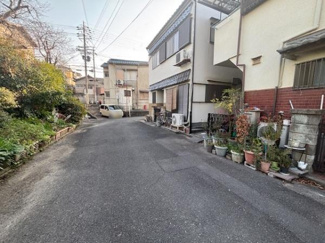 【前面道路含む現地写真】