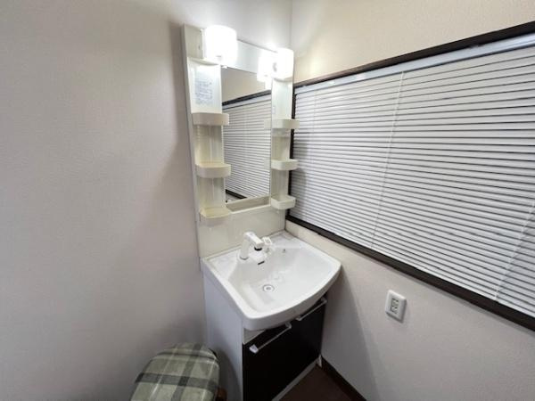 【独立洗面台】