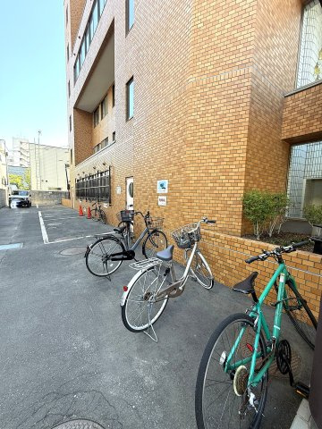 ライオンズマンション旭ヶ丘公園第二の駐輪場