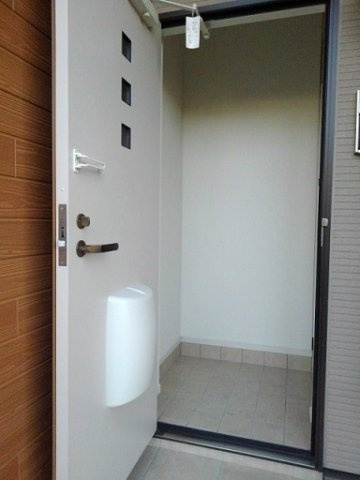 ベル・イーストの玄関