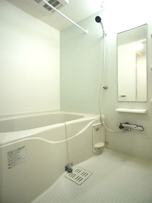 【浴室】 | コンフォートＦ | ゆったり過ごせるお風呂です♪