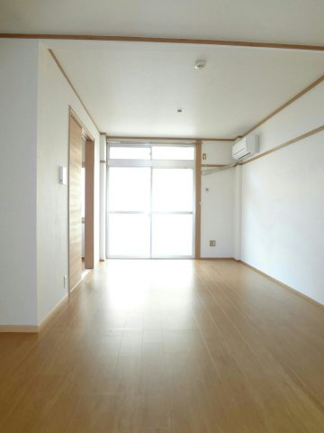 メゾンド江藤の居間・リビング