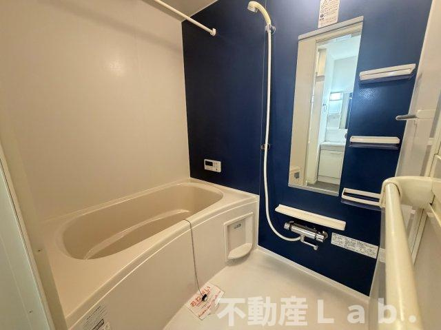 シームリーレジデンスＢの浴室