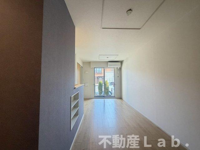 シームリーレジデンスＢの居間・リビング