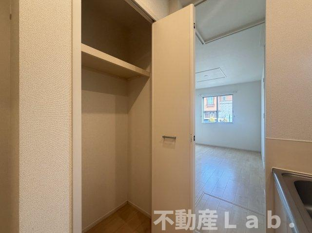 シームリーレジデンスＢの収納