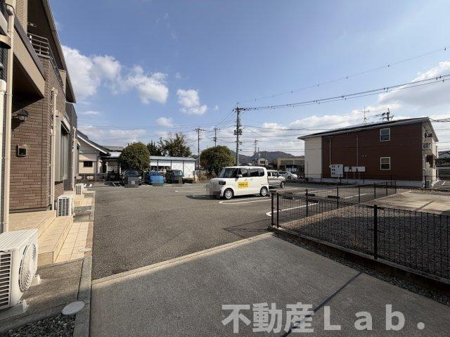 レジデンス　オリオン　Ⅲの駐車場