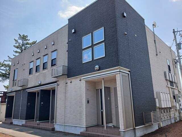 アルナージュの外観