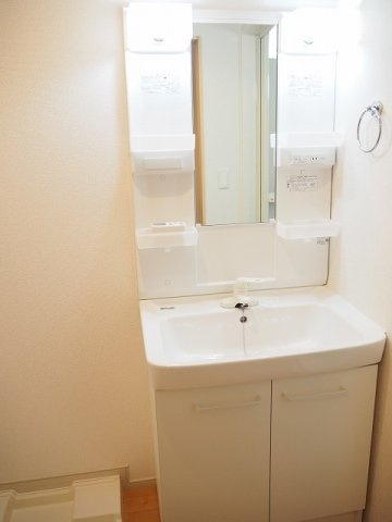 リブレ秋吉Ｂの洗面所