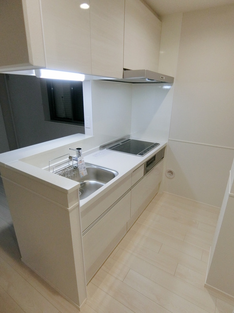 HoH（エイチオーエイチ）のキッチン|★グリル付き3口キッチン★