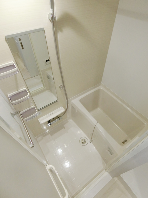 HoH（エイチオーエイチ）の浴室|★追い焚き★