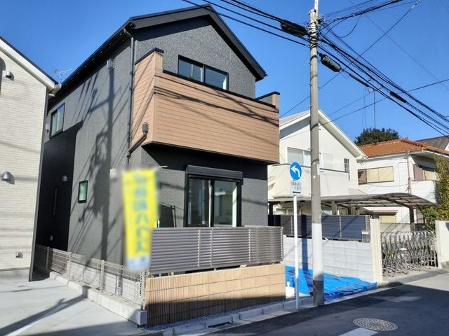 杉並区天沼１丁目　新築住宅　全１棟の前面道路含む現地写真