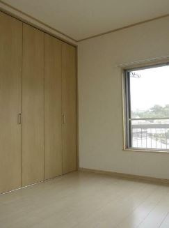 【寝室】 | グレイスコート