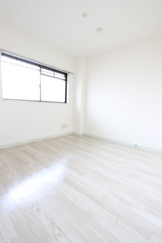 シャルダン三矢の洋室|※現状優先