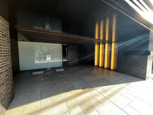 パークリュクス蒲田１丁目のエントランス