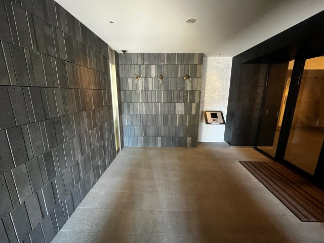 パークリュクス蒲田１丁目のロビー