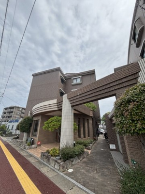 【エントランス】 | レグルス空港南