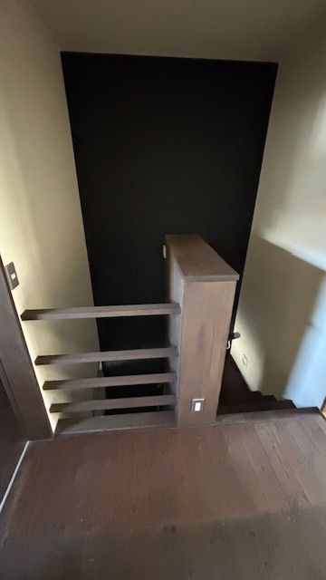 大阪市住之江区東加賀屋2丁目   貸家の内装|内装は落ち着いています