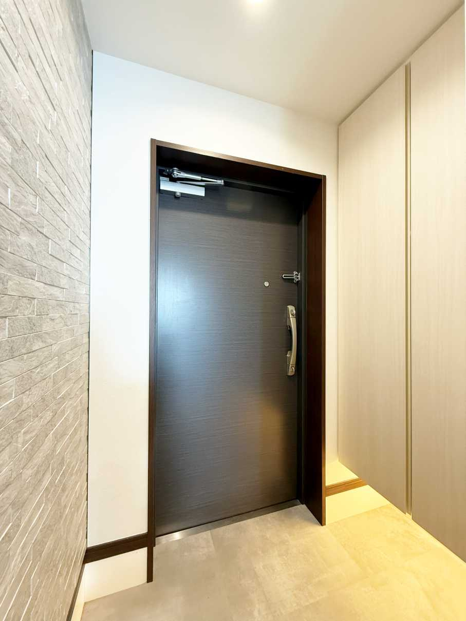 グランイーグルパークサイド大森南の玄関