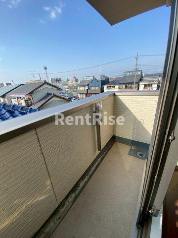 グッドフレンズマンションのバルコニー