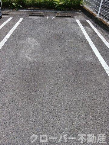 パーク・アベニューＣの駐車場