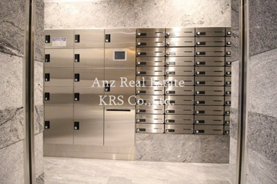 【その他共用部分】 | セイワパレス京町堀 | 大切な荷物の受け取りに便利な宅配ボックス設置！